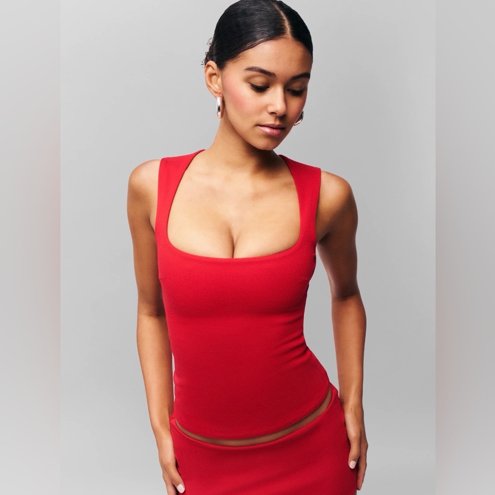 Guizio Full Length Celestial Top - Red Love